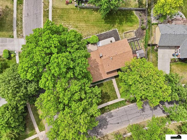3121 Loveland Street, Lincoln, NE 68502