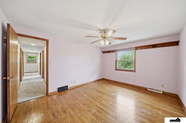 3121 Loveland Street, Lincoln, NE 68502