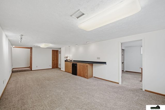 3121 Loveland Street, Lincoln, NE 68502