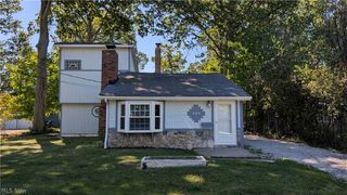 424 E 319th Street, Willowick, OH 44095