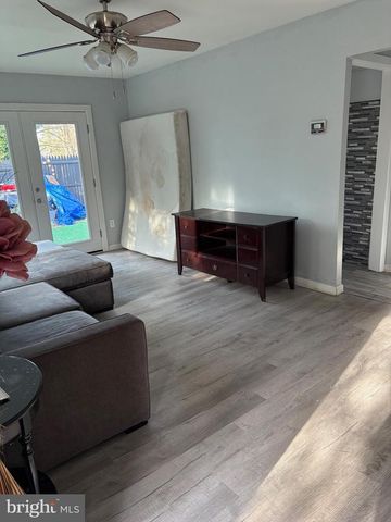 11 RIDGEWOOD PL, Willingboro, NJ 08046