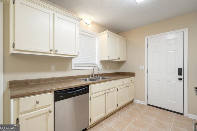 1205 County Line Road, Griffin, GA 30224