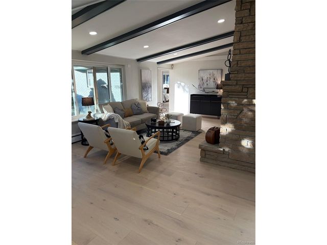 1750 S Ames St, Lakewood, CO 80232