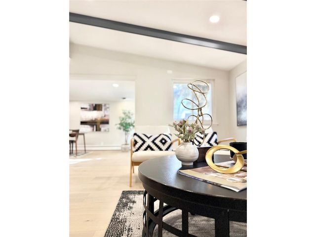 1750 S Ames St, Lakewood, CO 80232