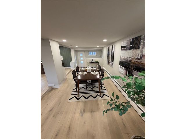 1750 S Ames St, Lakewood, CO 80232