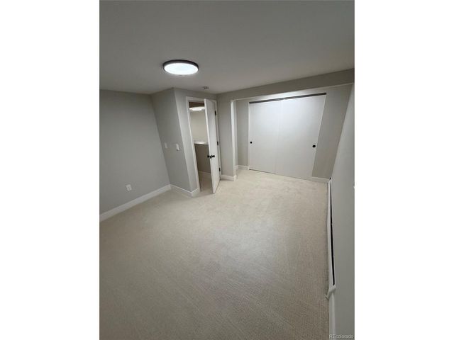 1750 S Ames St, Lakewood, CO 80232