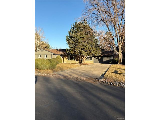 1750 S Ames St, Lakewood, CO 80232