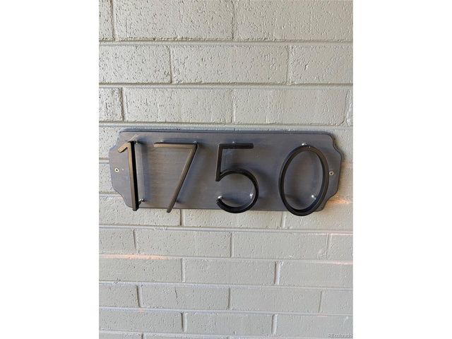 1750 S Ames St, Lakewood, CO 80232