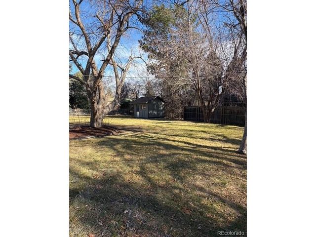 1750 S Ames St, Lakewood, CO 80232