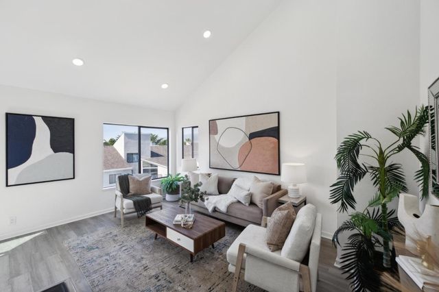 1 Appian Way 703-2, South San Francisco, CA 94080
