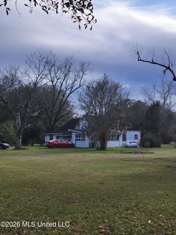 11213 Easley Road, Moss Point, MS 39562