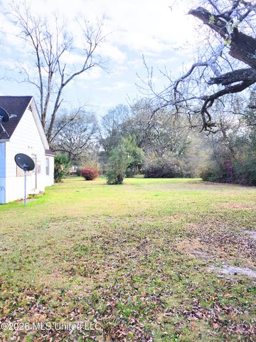 11213 Easley Road, Moss Point, MS 39562