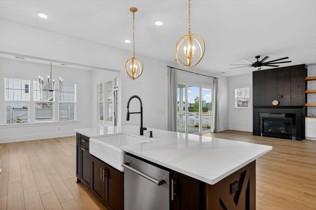 200 Symphony Avenue, Summerville, SC 29486