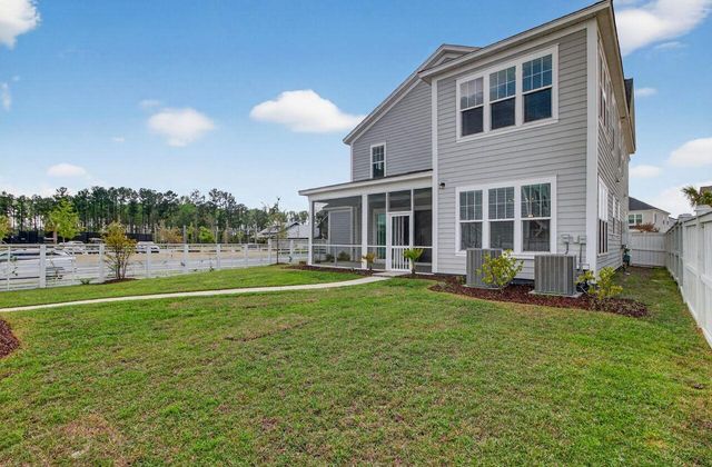200 Symphony Avenue, Summerville, SC 29486