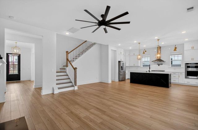 200 Symphony Avenue, Summerville, SC 29486