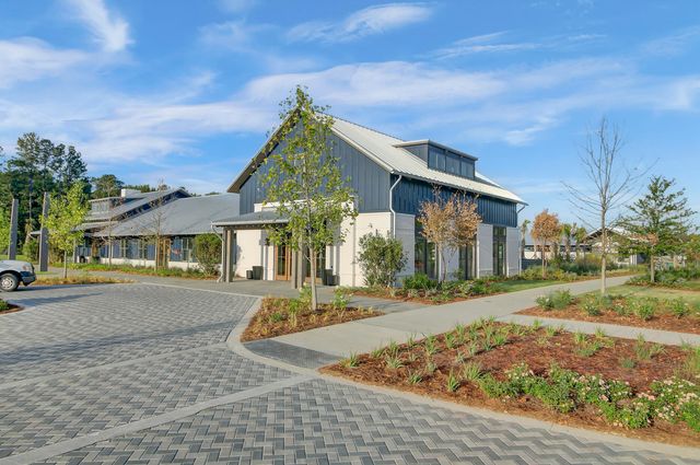 200 Symphony Avenue, Summerville, SC 29486
