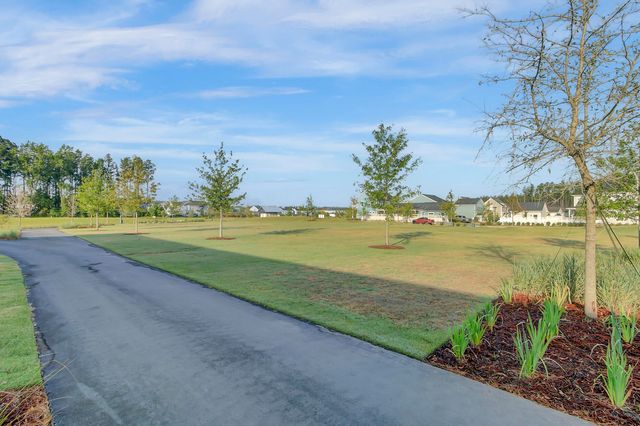 200 Symphony Avenue, Summerville, SC 29486
