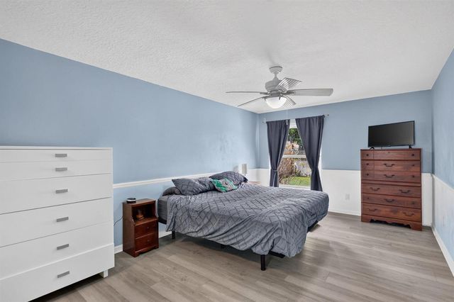 8295 SANDPINE Circle, Port St. Lucie, FL 34952