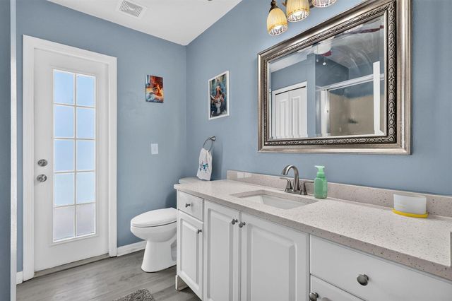 8295 SANDPINE Circle, Port St. Lucie, FL 34952