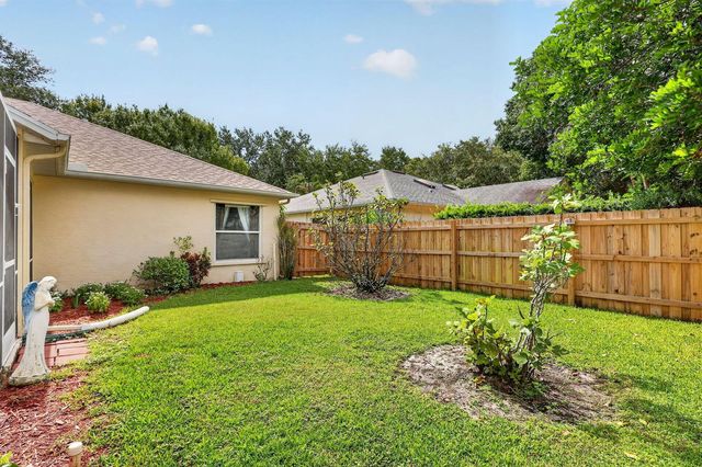 8295 SANDPINE Circle, Port St. Lucie, FL 34952