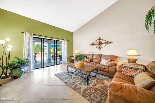 19017 N 96th Avenue, Peoria, AZ 85382