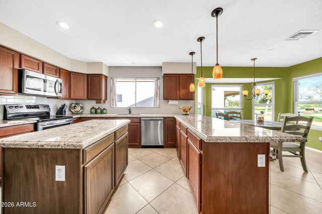 19017 N 96th Avenue, Peoria, AZ 85382