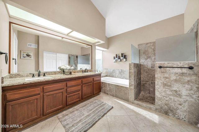 19017 N 96th Avenue, Peoria, AZ 85382