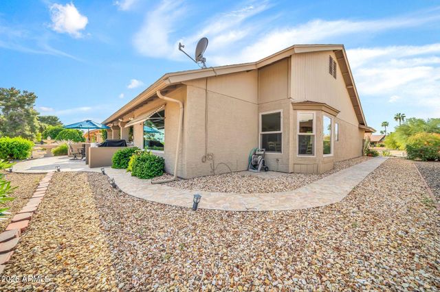 19017 N 96th Avenue, Peoria, AZ 85382