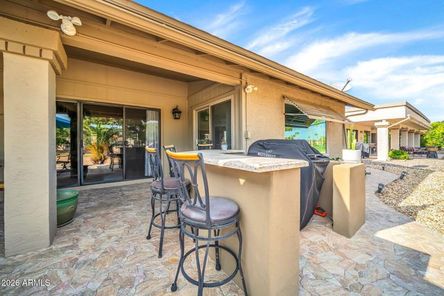 19017 N 96th Avenue, Peoria, AZ 85382