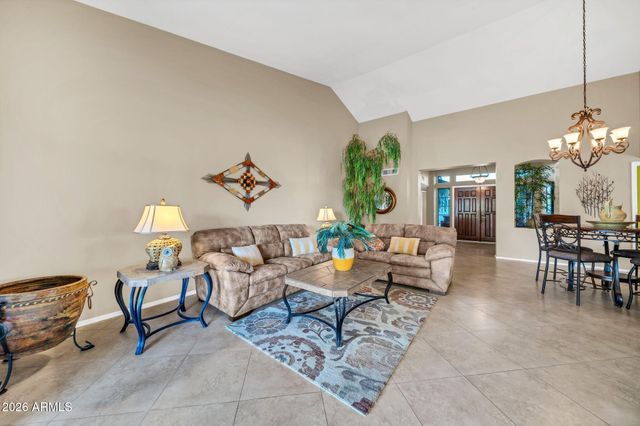 19017 N 96th Avenue, Peoria, AZ 85382