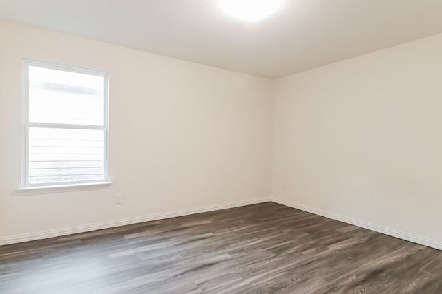 1123 Division Street, Greenville, TX 75401