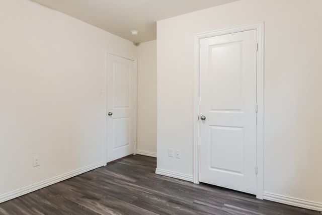 1123 Division Street, Greenville, TX 75401