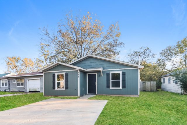 1123 Division Street, Greenville, TX 75401