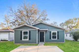 1123 Division Street, Greenville, TX 75401