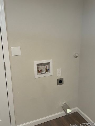 403 cornell B, San Antonio, TX 78201