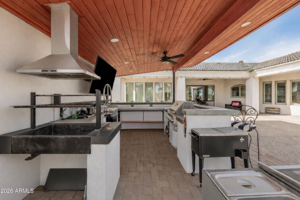 782 N Shannon Place, Casa Grande, AZ 85193 — photo 4