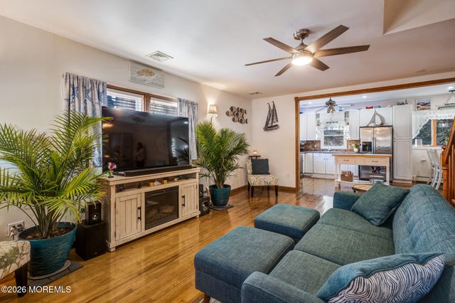 103 Shore Drive, Highlands, NJ 07732