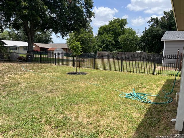 2826 CHRISTIAN DR, San Antonio, TX 78222