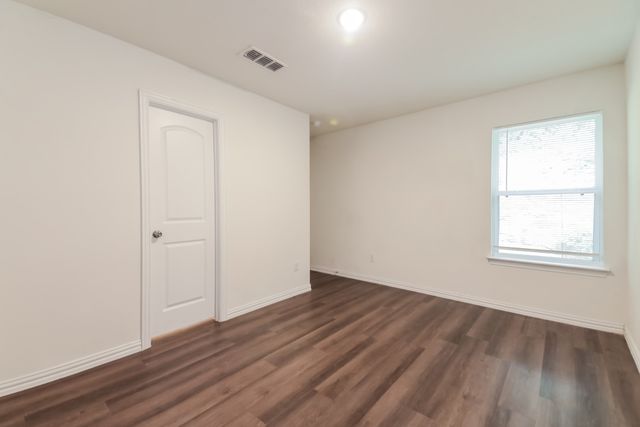 510 E Shepherd Street, Denison, TX 75021