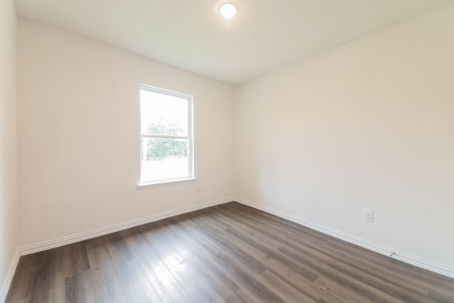 510 E Shepherd Street, Denison, TX 75021
