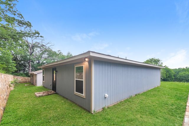 510 E Shepherd Street, Denison, TX 75021