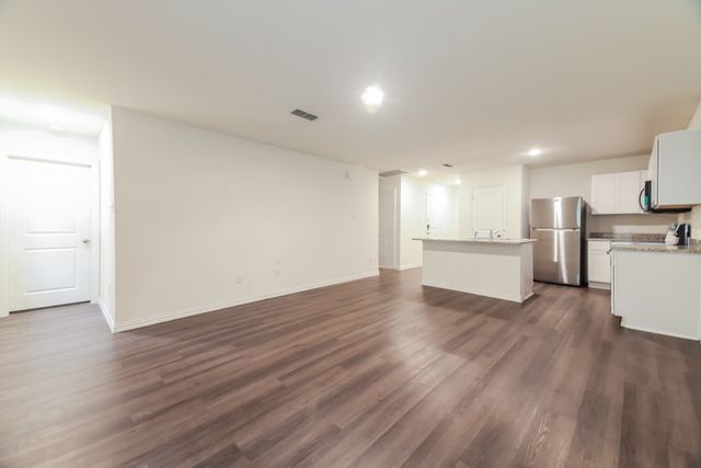 510 E Shepherd Street, Denison, TX 75021