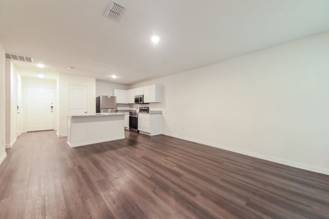 510 E Shepherd Street, Denison, TX 75021