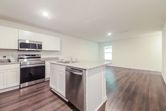 510 E Shepherd Street, Denison, TX 75021