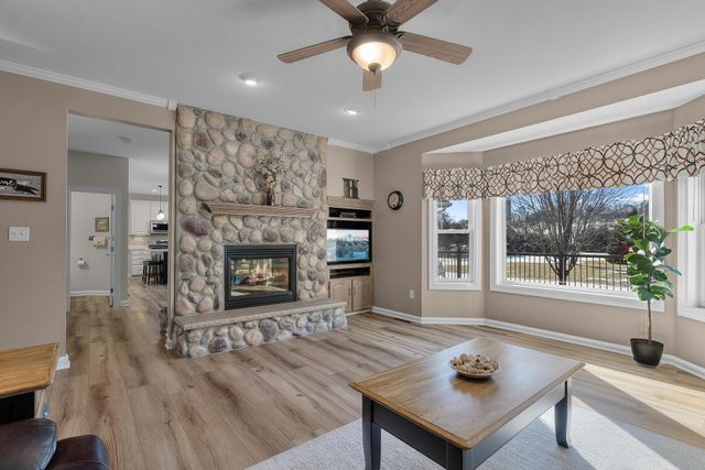 6844 Odell Avenue S, Denmark Twp, MN 55033