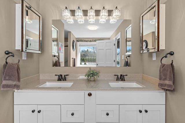 6844 Odell Avenue S, Denmark Twp, MN 55033