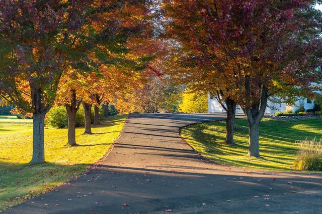 6844 Odell Avenue S, Denmark Twp, MN 55033