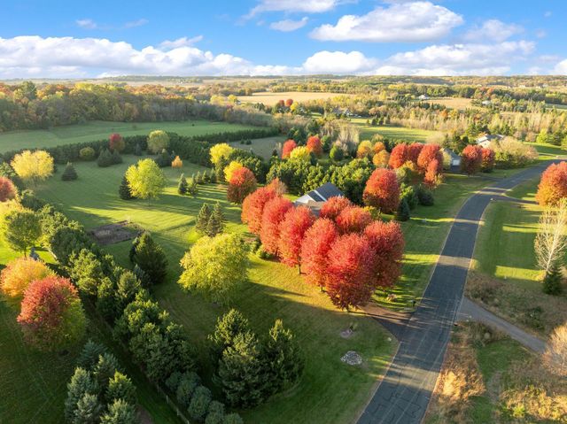 6844 Odell Avenue S, Denmark Twp, MN 55033