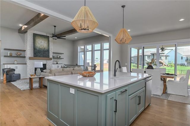 6005 Arapahoe Street, Shawnee, KS 66226