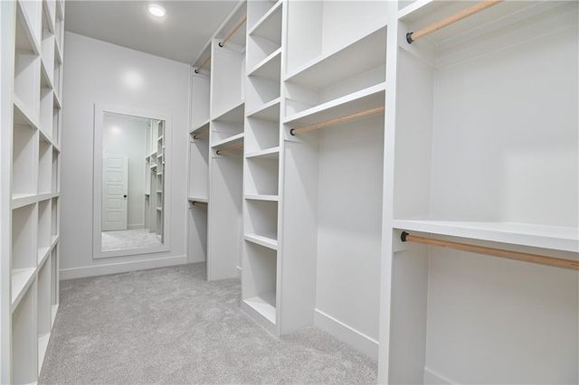 6005 Arapahoe Street, Shawnee, KS 66226